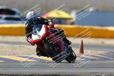 media/Mar-28-2022-Superbike Trackdays (Mon) [[b8603d0f67]]/Novice Group (1130am-12pm)/Turn 2/